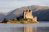 800px-Eilean_Donan_castle_-_95mm.jpg